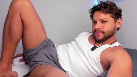 Independent       model  online show from 07-27-26, 09:55