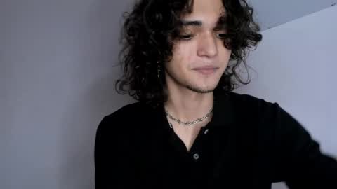 Snapshot of halan_jr chatting on 12-17-24, 09:27 halan online show from 12-17-24, 09:27