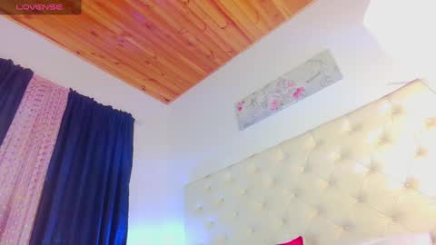 haley_evans_ online show from 01-16-25, 11:37