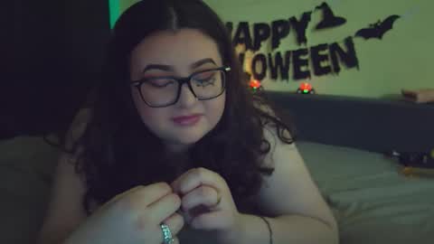 Snapshot of haleyayush chatting on 10-21-25, 05:35 haleyayush online show from 10-21-25, 05:35