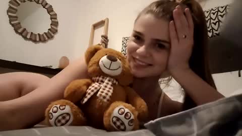 Snapshot of haleyreedme chatting on 03-05-25, 08:53 Haley online show from 03-05-25, 08:53