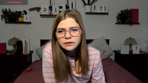 Snapshot of haleyreedme chatting on 02-02-26, 08:02 Haley online show from 02-02-26, 08:02