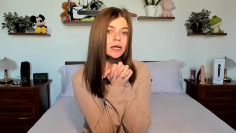 Snapshot of haleyreedme chatting on 02-13-26, 08:10 Haley online show from 02-13-26, 08:10