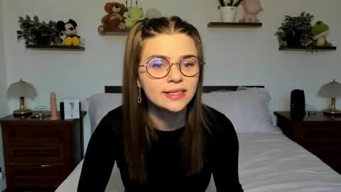 Snapshot of haleyreedme chatting on 02-24-26, 08:23 Haley online show from 02-24-26, 08:23