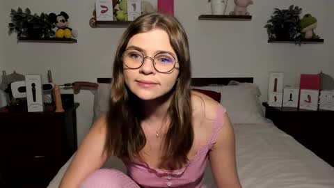 Snapshot of haleyreedme chatting on 02-25-26, 07:51 Haley online show from 02-25-26, 07:51