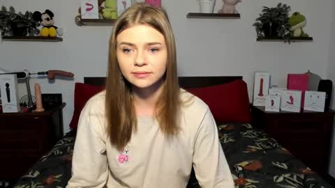 Snapshot of haleyreedme chatting on 03-04-26, 07:47 Haley online show from 03-04-26, 07:47