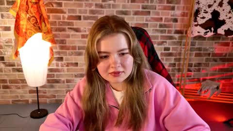 Snapshot of haleysun chatting on 10-13-25, 01:11 HaleySun online show from 10-13-25, 01:11