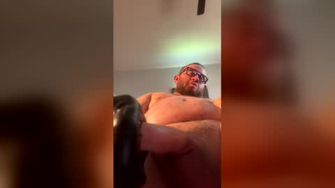 halfoftwelve89 online show from 05-11-26, 06:05