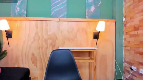 Halley Lorens online show from 02-05-26, 12:21