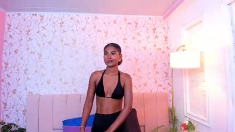 Halley Lorens online show from 07-02-26, 06:36