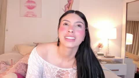 Halsey Maria online show from 08-07-26, 06:26