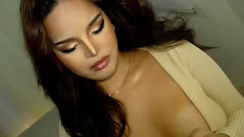 Snapshot of hana_be69 chatting on 12-08-24, 03:10 hana_be69 online show from 12-08-24, 03:10