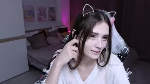 Snapshot of hana_flo chatting on 09-23-25, 02:09 Hana online show from 09-23-25, 02:09
