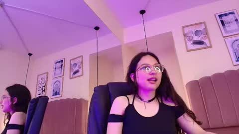 Snapshot of hanabie_ chatting on 02-11-26, 03:22 hanabie_ online show from 02-11-26, 03:22