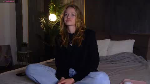 Snapshot of hanah_riki chatting on 07-14-26, 06:40 Hanah online show from 07-14-26, 06:40