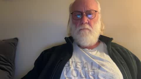 handful57345 online show from 05-23-26, 11:36