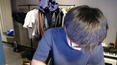 handsome_mannn online show from 01-08-26, 11:40