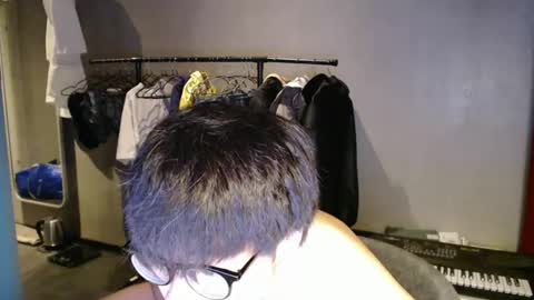 handsome_mannn online show from 04-30-26, 08:57