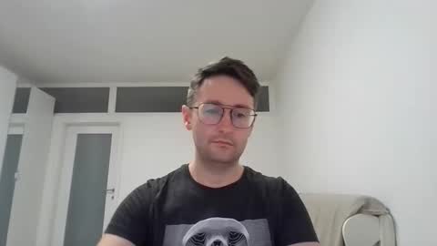 Snapshot of handsome_sasha chatting on 11-12-25, 02:39 Sasha online show from 11-12-25, 02:39