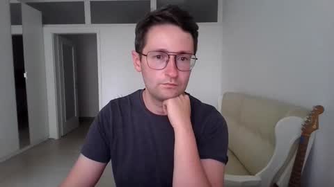Snapshot of handsome_sasha chatting on 04-22-26, 01:45 Sasha online show from 04-22-26, 01:45