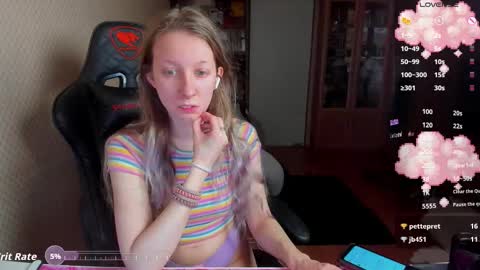 Snapshot of handsome_whale chatting on 01-10-26, 11:45 Mila online show from 01-10-26, 11:45