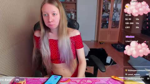 Snapshot of handsome_whale chatting on 02-05-26, 08:19 Mila online show from 02-05-26, 08:19