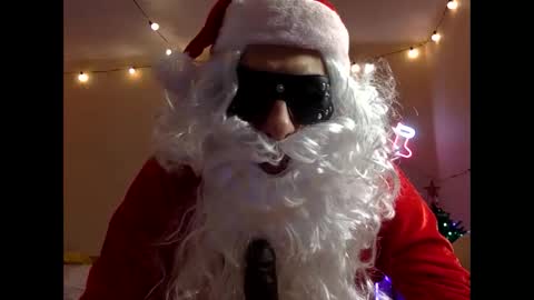 HandsomeAlfie online show from 12-29-24, 06:05