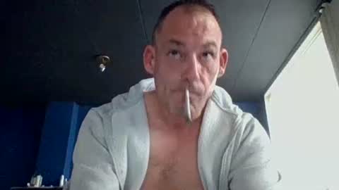 handsomeguy4ever online show from 11-08-25, 02:06