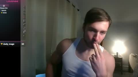 handsumhung online show from 11-21-25, 08:07