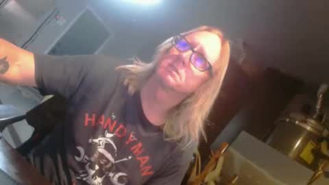 Snapshot of handyman5303 chatting on 01-11-25, 05:51 Handystudman online show from 01-11-25, 05:51