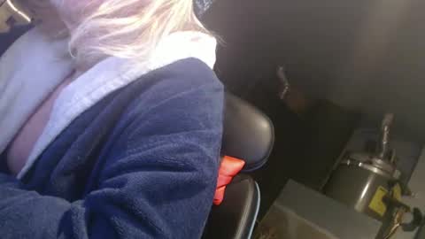 Snapshot of handyman5303 chatting on 03-08-25, 05:22 Handystudman online show from 03-08-25, 05:22