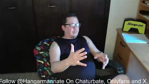Snapshot of hangarmannate chatting on 04-20-26, 08:10 Nate online show from 04-20-26, 08:10