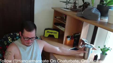 Snapshot of hangarmannate chatting on 04-25-26, 08:39 Nate online show from 04-25-26, 08:39