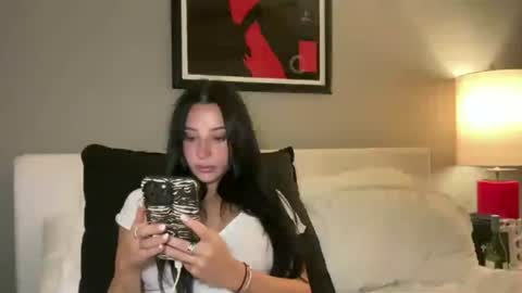 Vanessa online show from 06-24-26, 03:49