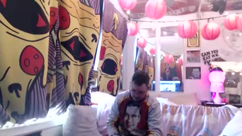 Snapshot of hankrams chatting on 11-18-25, 06:56 hank rams online show from 11-18-25, 06:56