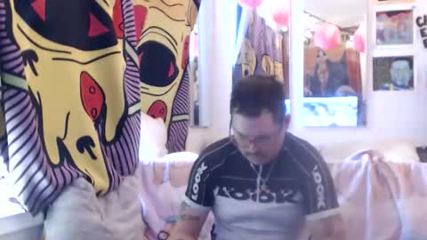 Snapshot of hankrams chatting on 02-03-26, 08:14 hank rams online show from 02-03-26, 08:14