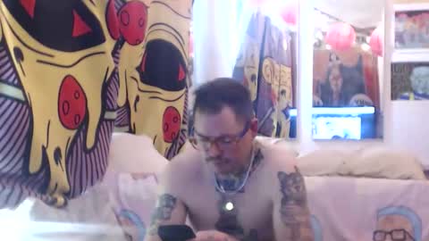 Snapshot of hankrams chatting on 02-23-26, 08:06 hank rams online show from 02-23-26, 08:06