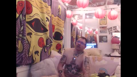 Snapshot of hankrams chatting on 03-28-26, 12:54 hank rams online show from 03-28-26, 12:54