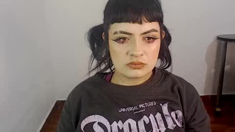 Snapshot of hanna99moon chatting on 01-08-25, 05:16 JUANA online show from 01-08-25, 05:16