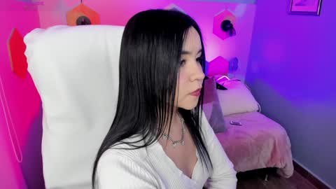 Snapshot of hanna__becker chatting on 12-21-24, 04:30 hanna  online show from 12-21-24, 04:30