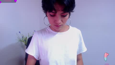 Sara online show from 01-30-25, 03:40