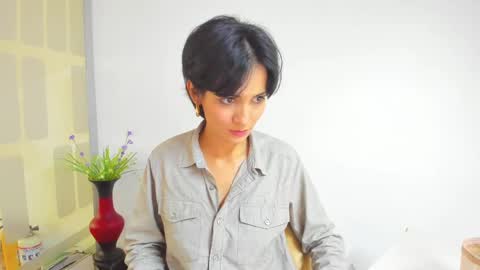 Sara online show from 03-04-25, 05:24