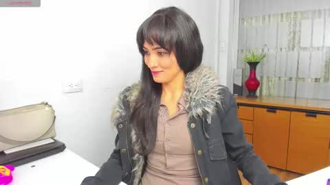 Sara online show from 11-19-25, 08:31