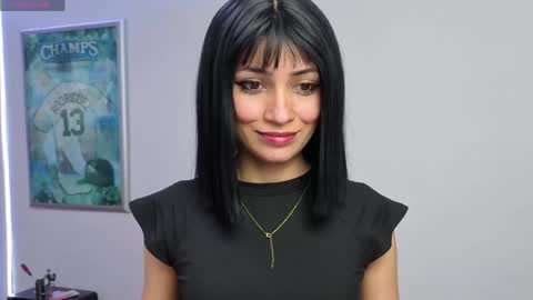 Snapshot of hanna_chloe chatting on 06-07-26, 03:16 Sara online show from 06-07-26, 03:16