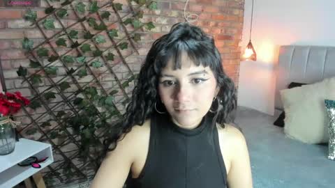 Hanna clark online show from 04-28-26, 12:21