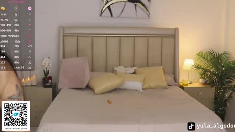 Snapshot of hanna_costtello chatting on 02-24-25, 02:40 hanna_costtello online show from 02-24-25, 02:40