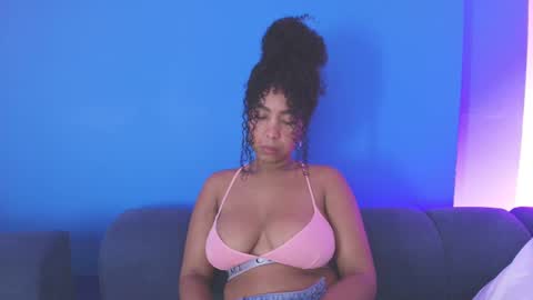 Hanna online show from 10-31-25, 11:00