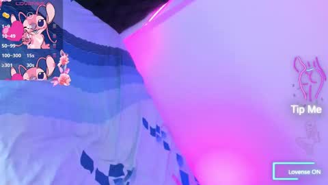 Snapshot of hanna_dollx chatting on 10-06-25, 08:23 Danniela online show from 10-06-25, 08:23