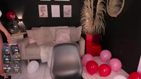 Snapshot of hanna_fost chatting on 02-14-26, 06:10 im Hanna online show from 02-14-26, 06:10