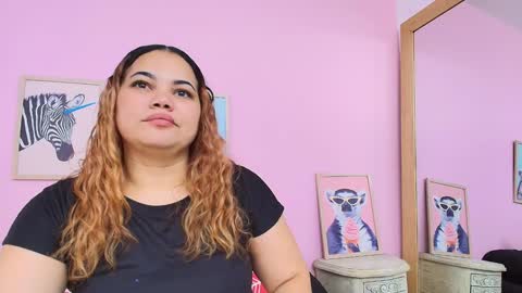 Snapshot of hanna_grray chatting on 12-14-24, 08:23 Hanna online show from 12-14-24, 08:23